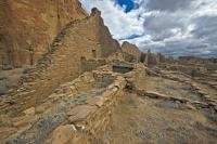 Huge stone walls, some as much as 1 metre thick in places, surround the ancient ruins of Pueblo Bonito in the Chaco Canyon of New Mexico, USA.