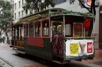 One of the things that makes San Francisco so famous are the cable cars in downtown.