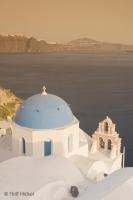 Maybe the best romantic vacations destination is Santorini Island