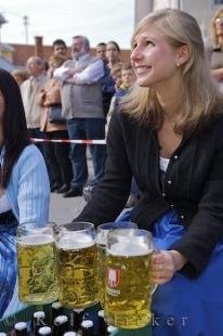 photo of Beer Girl Putzbrunn