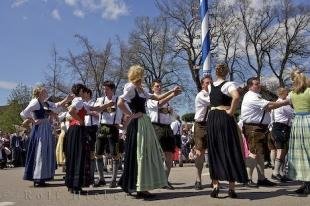 photo of Couples Dancing