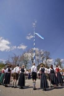 photo of Maibaumfest Dance Finale