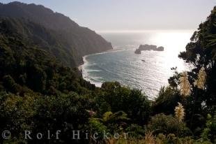 photo of Tasman Sea Cliff