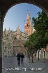 photo of Seville Cathedral La Giralda Architecture