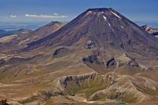 photo of Stratovolcano Ngauruhoe Tongariro National Park