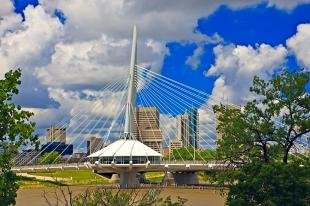 photo of Winnipeg St Boniface Bridge