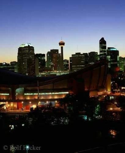 Photo: 
Skyline City of Calgary Twilight