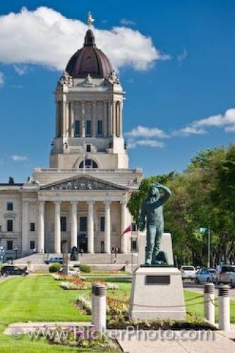 Photo: 
Statue Airman Legislative Building Winnipeg Manitoba Canada