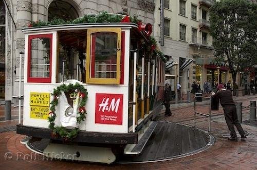 Photo: 
cable car