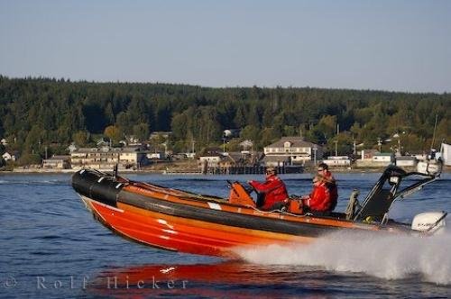 Photo: 
Canadian Coast Guard Images