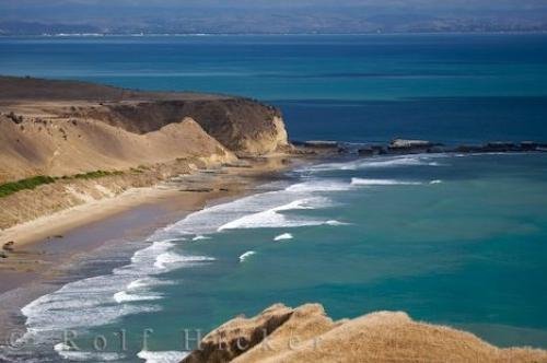 Photo: 
Cape Kidnappers Coast Pacific Waves Hawkes Bay New Zealand