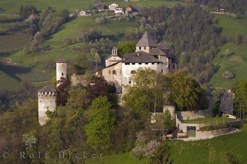 Photo: 
Castel Presule South Tirol