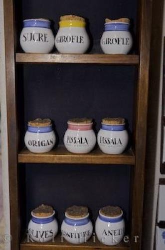 Photo: 
Ceramic Pottery Shop Old Town Nice