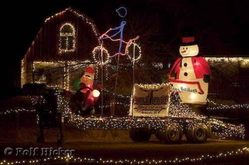 Photo: 
Christmas Lights Decoration Barn