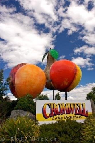 Photo: 
Cromwell New Zealand Sign