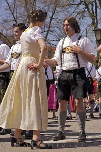 Photo: 
Dancing Couple