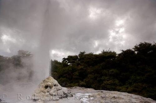 Photo: 
Fountain Geyser Picture