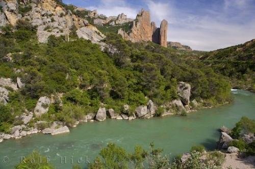 Photo: 
Green River Aragon Spain