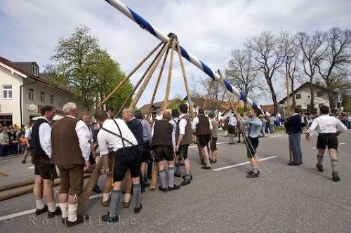 Photo: 
Historic Maibaumfest