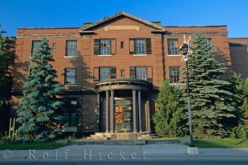 Photo: 
Hotel Champlain Orillia Ontario