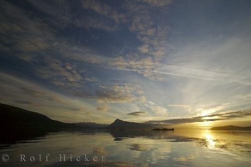 Photo: 
Johnstone Strait Sunset