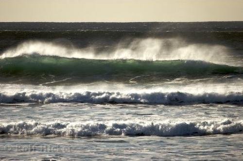 Photo: 
Large Ocean Wave