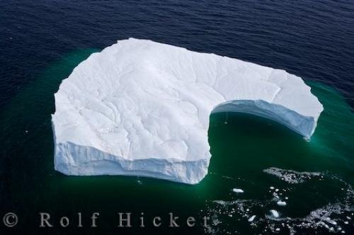 Photo: 
Melting Ice Berg Results Global Warming Atlantic