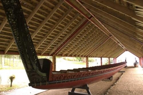 Photo: 
Traditional Maori Canoe