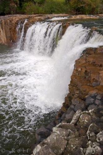 Photo: 
Paihia Haruru Falls North Island New Zealand