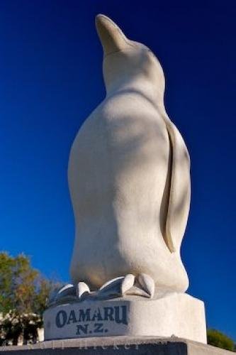 Photo: 
Penguin Statue Oamaru
