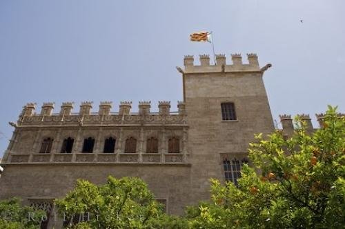 Photo: 
Silk Exchange Valencia