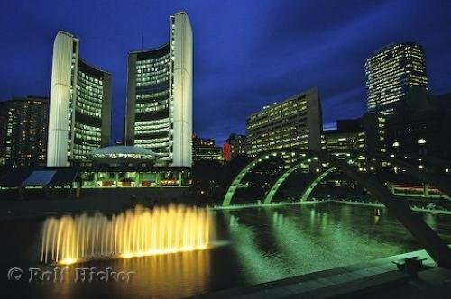 Photo: 
Toronto City Hall