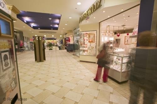 Photo: 
Underground Shopping Montreal