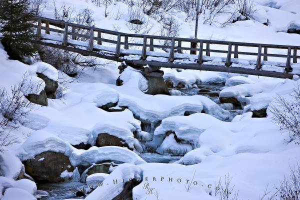 Photo: 
Bridge Snow Ice Formations Winter Whistler Blackcomb Mountains