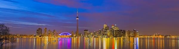 Toronto Skyline Panorama | Photo, Information