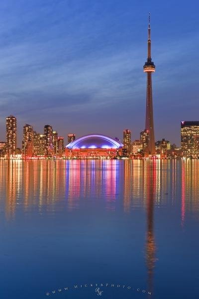 Photo: 
Illuminated Twilight Picture Toronto Skyline