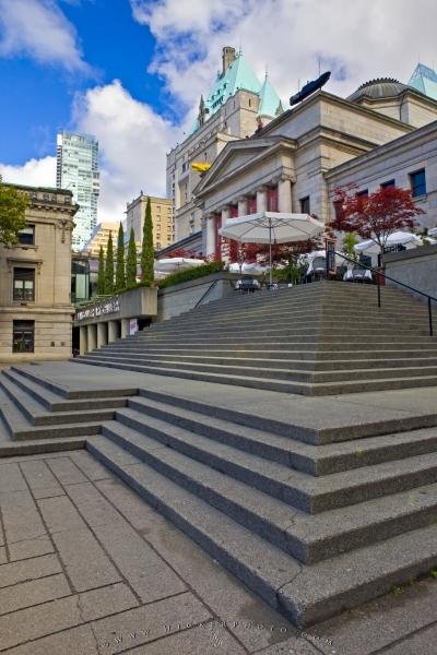 Photo: 
Cafe Vancouver Art Gallery Sightseeing